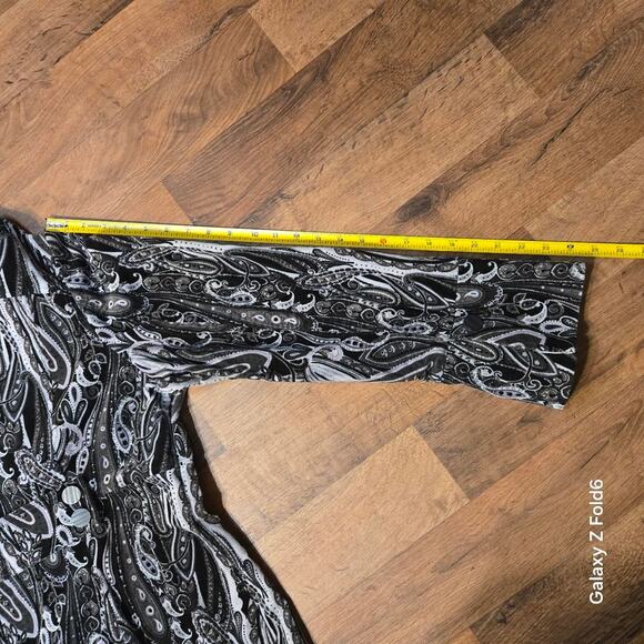 Bisous Bisous Black white paisley print coat size XL - Picture 3 of 6